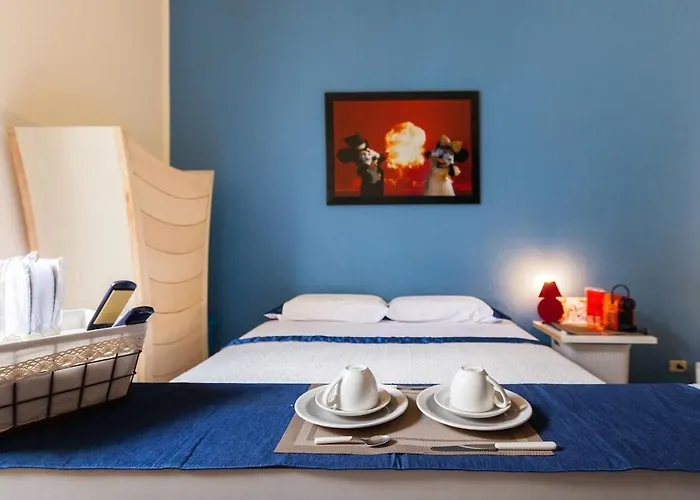 Exquisite Via Crema Milano